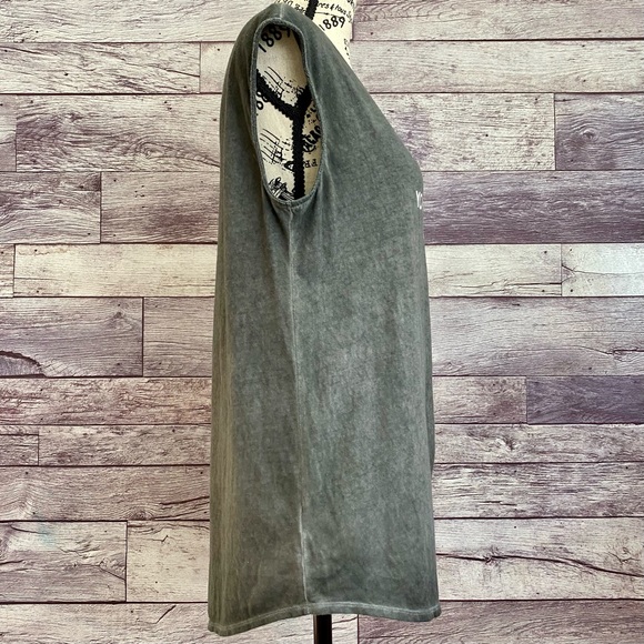 Kenneth Cole ‘That Sounds Like A You Problem’ Gray Sleeveless Top - Picture 4 of 14
